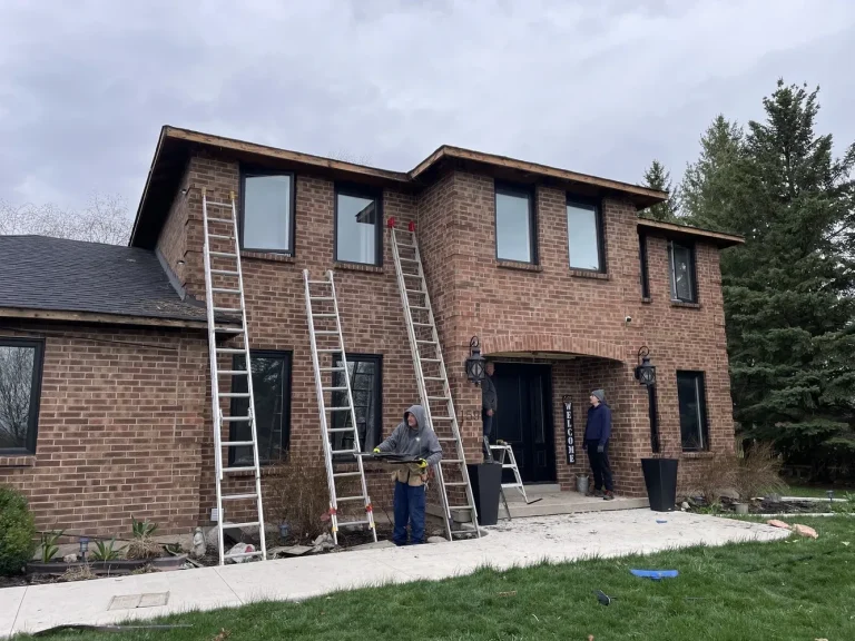 CNG CONTRACTING PROJECT EXTERIOR IN ALUMINUM WORK IN CANADA 4